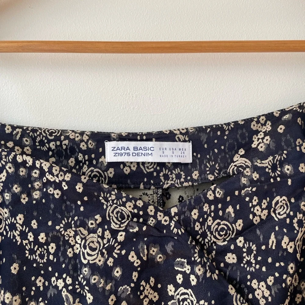 Zara Black Dress with Golden Artwork - Picture 3 of 4